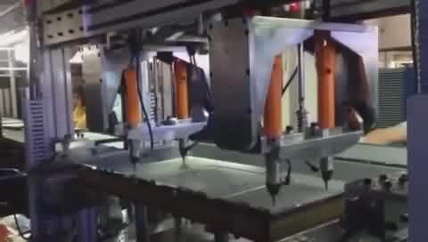 鎖付電視機(jī)后殼